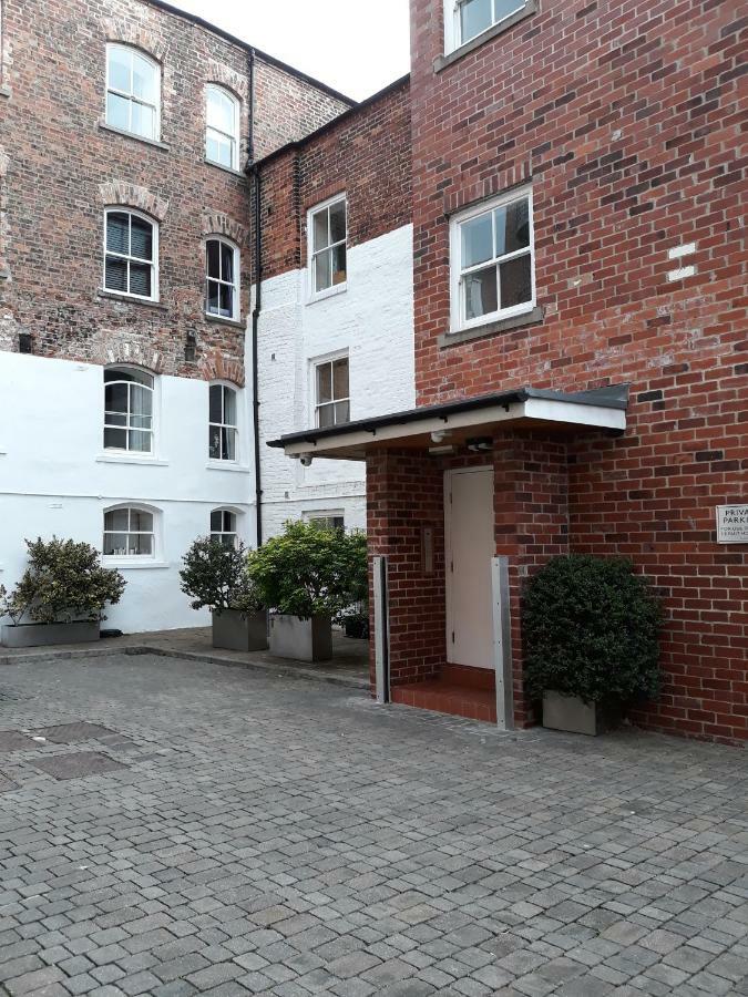 Riverside Apartment York Dış mekan fotoğraf